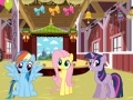 Hry Party at Fynsy's. Celebrating with ponies