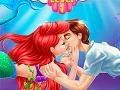Hry Ariel And Prince Underwater Kissing